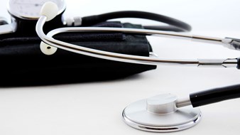 stethoscope-16-9